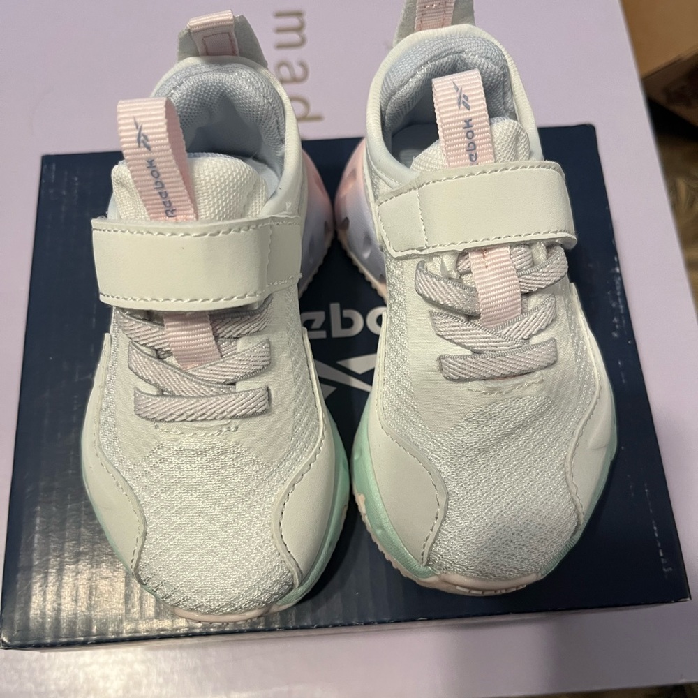 Reebok Kids Sneakers - White and Light Pink